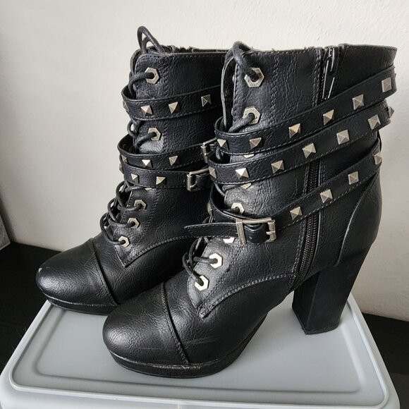 Milwaukee Leather Women's Black Lace-Up Boots with Triple Strap Studded, Size 8 - Picture 1 of 6